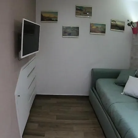 Blumon House Naples