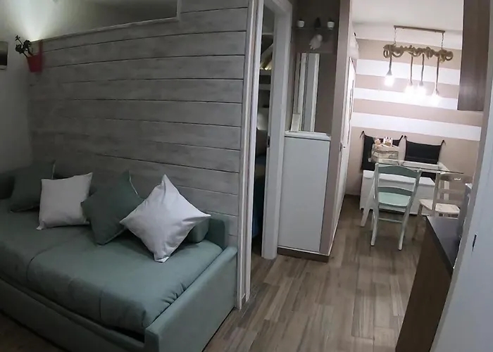 Blumon House